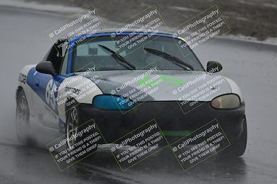 media/Nov-15-2025-CalClub SCCA (Sat) [[7bfa5a7151]]/Qualifying/Group 5/